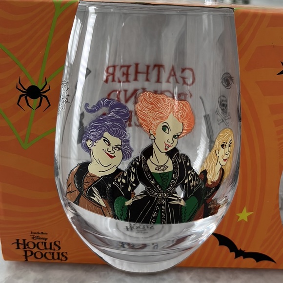 Disney Hocus Pocus Set of 4 Stemless Glasses NWT - Picture 3 of 11